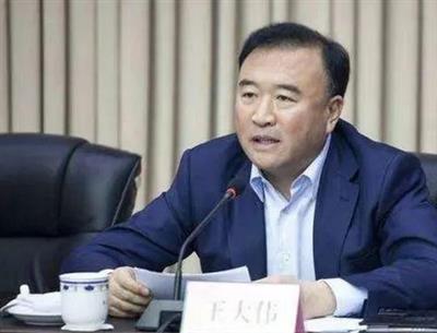 神奇！一个月前还在扫毒，一个月后容留他人吸毒落马……