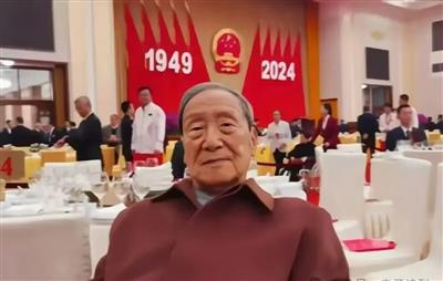 百年革命文学史 君在人民的心中 ——主人公网举办贺敬之创作研讨会