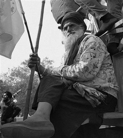 莫迪农业法案再惹数万农民游行，抗议印度农业自由化