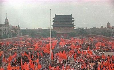 从“唯女子与小人为难养也”到“妇女能顶半边天”：关于妇女解放的思考