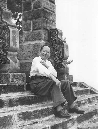 兼顾原则性与灵活性，毛主席是如何“两手对两手”的？