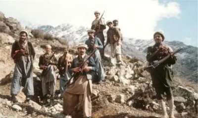 俄乌战争与苏联败退阿富汗：以史为鉴，可以知兴替