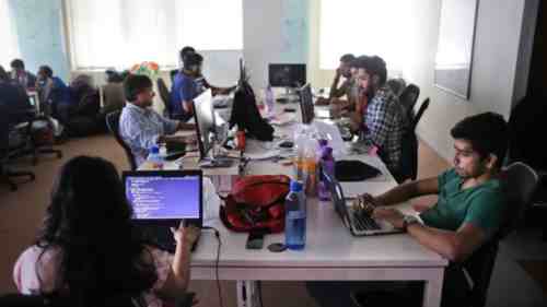 全球人口超过80亿，给我们什么启示？