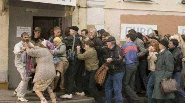 诺贝尔和平奖：重新定义和平，拉低含金量