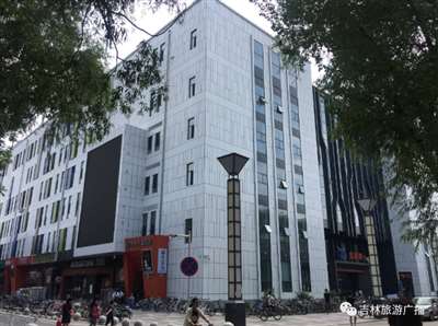 鸭脖就是鼠头，鼠头就是鸭脖，蒸馍，你不扶器？