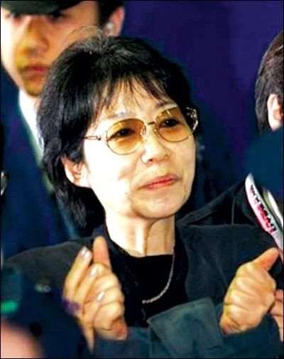 那个让西方胆颤的女人：《海贼王》里妮可·罗宾的原型出狱了！