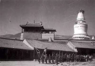 全面抗战、全民皆兵：八路军的僧人连