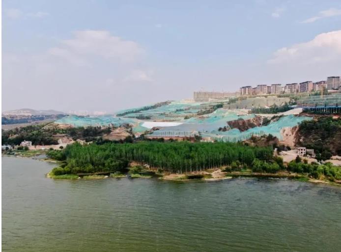 马云的湖畔大学“寿终”，资本家的勾连与野心未“正寝”！