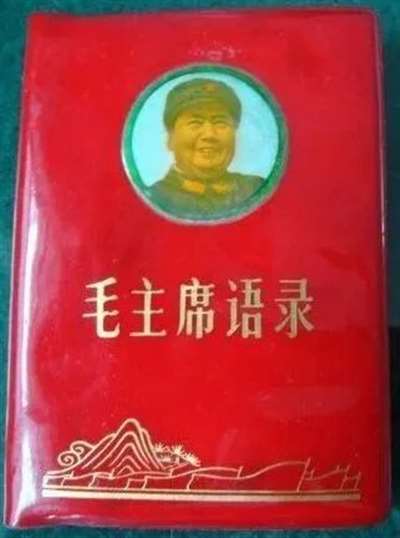 物理学之外,我们在致敬杨振宁什么?