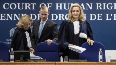 香港法官脑袋上的猪尾巴辫子，什么时候剪？