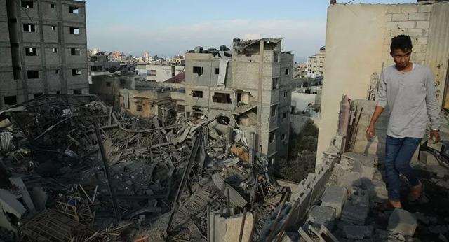 诺贝尔和平奖：重新定义和平，拉低含金量