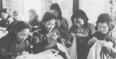 从“唯女子与小人为难养也”到“妇女能顶半边天”：关于妇女解放的思考