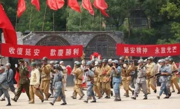 看电影《南征北战》，学习毛泽东军事思想