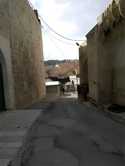 在希伯伦体验巴以冲突