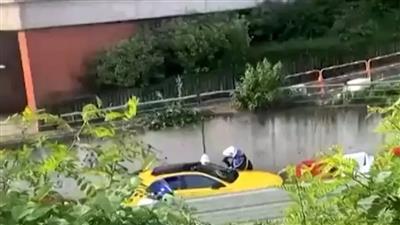 骚乱中的法国人，反倒被美国人整破防了？