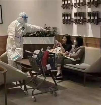 这对骗绿码、瞒行程的母女，是故意投毒吗？