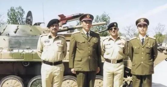 赵亚力 - 吃剩饭的军长走了——记李际均军长二三事