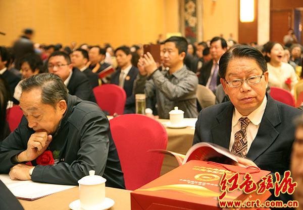 “进京赶考”继续奋斗：纪念毛主席和党中央进驻北平65周年大会在京举行(组图)