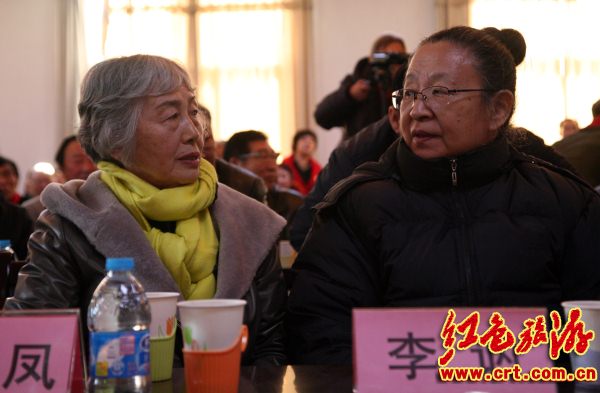 全国各地群众纪念毛主席诞辰121周年活动汇总