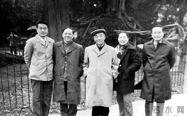 束沛德：我心目中的文学前辈张光年