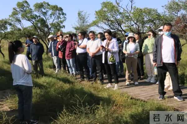 作家翻译家走进翁牛特旗