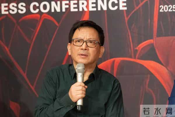 莫言执笔改编歌剧《红高粱》：时机已至