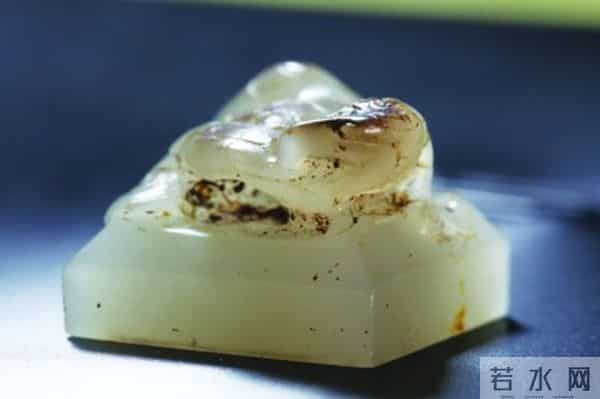 海昏侯刘贺印印纽或为“鹰纽”