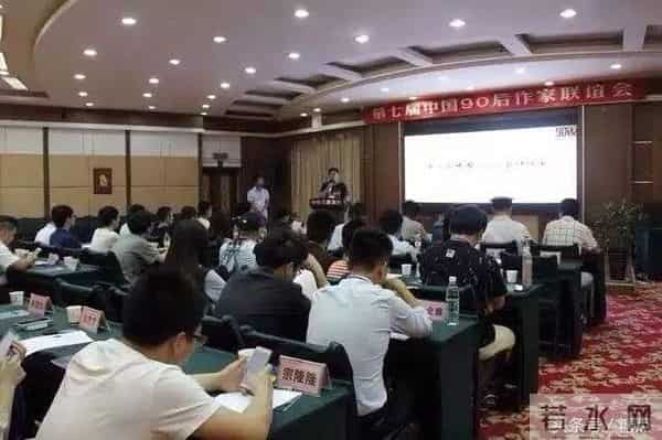 牛冲:诗歌是坚持一生的事