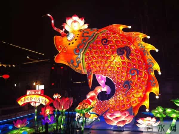 作家笔下的元宵节是什么样的？