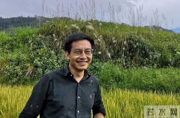 《山花》2022年第6期 - 甫跃辉:她