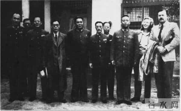 明暗任务——海明威1941年的中国大冒险