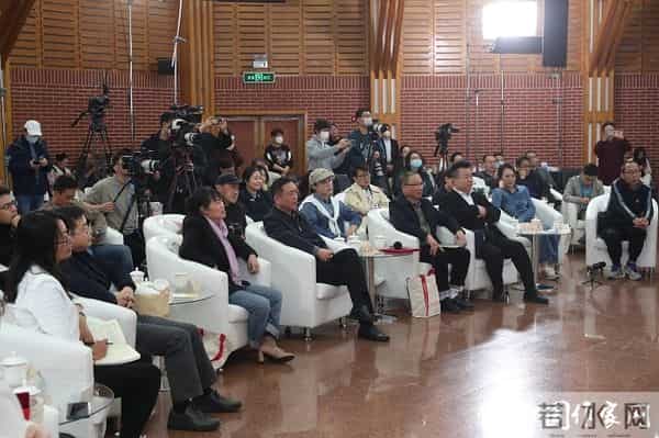 分享文学记忆 交流创作心得 提出中肯建议——中国作协“作家活动周·名家零距离”侧记