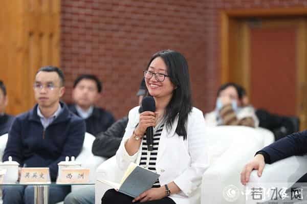 分享文学记忆 交流创作心得 提出中肯建议——中国作协“作家活动周·名家零距离”侧记